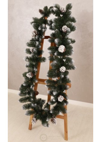 Гірлянда з хвої із засніженими шишками та срібною калиною 2,8м