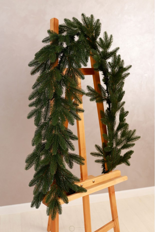 Гірлянда зелена Lux Royal з литої хвої 2 м