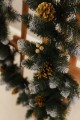 Гірлянда з хвої із золотими шишками та калиною 2,8м